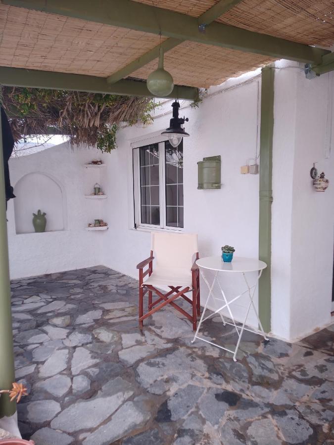 Cosy Studio In Allopronoia Sikinos Alopronia Zewnętrze zdjęcie